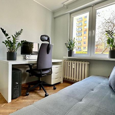 Uroczy Apartament - ソポト エクステリア 写真